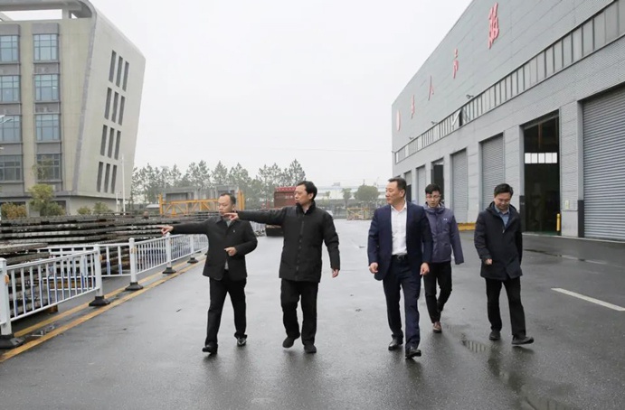 市政公用集團黨委副書記、總經(jīng)理萬義輝到市政遠(yuǎn)大公司調(diào)研指導(dǎo)